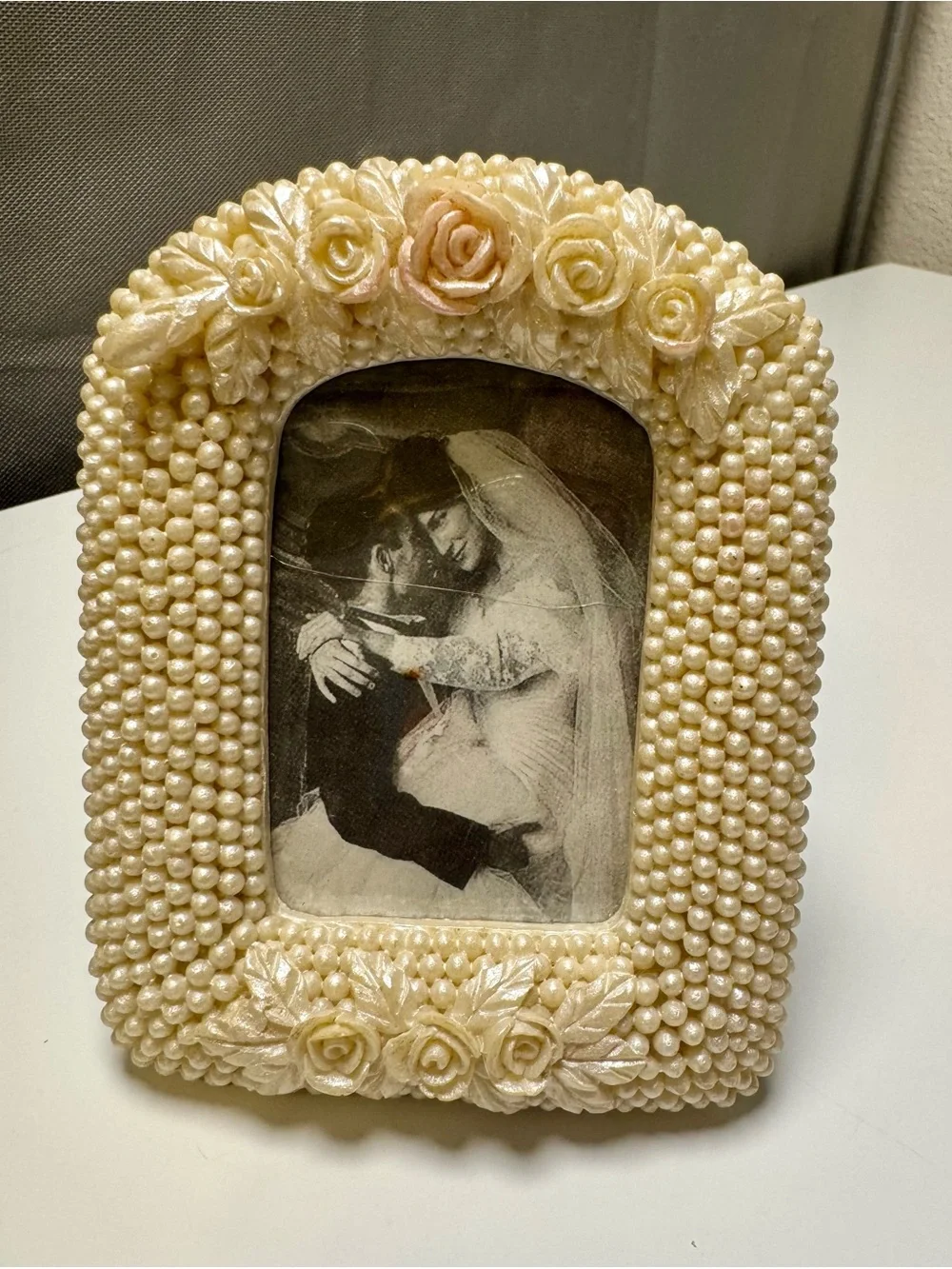 Vintage Ivory Pearl Like Rose Beaded Photo Frame -